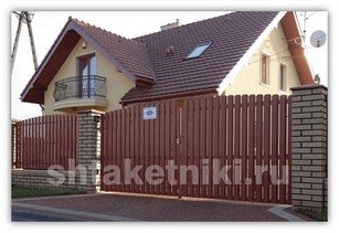 Штакетник для забора под дерево в Донецке